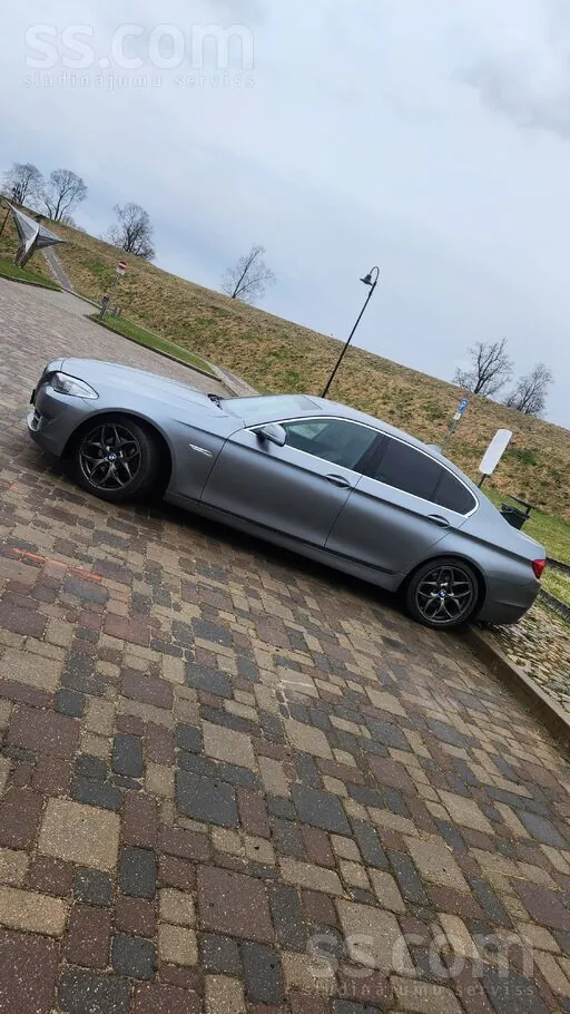 BMW 520 2010 photo 3