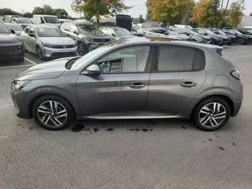 Peugeot 208 2020 photo 2