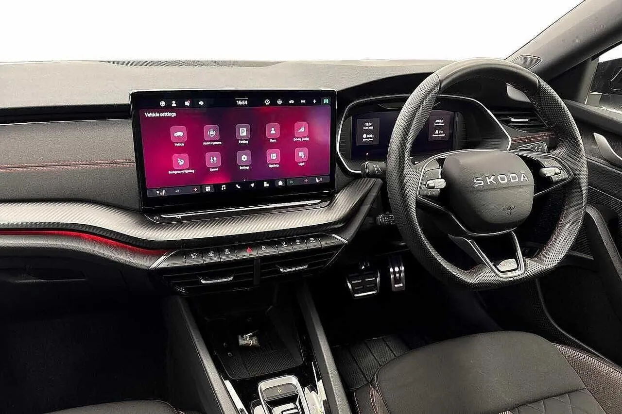 Skoda Octavia 2025 photo 2