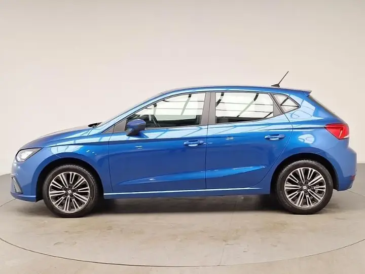 Seat Ibiza 2023 photo 4