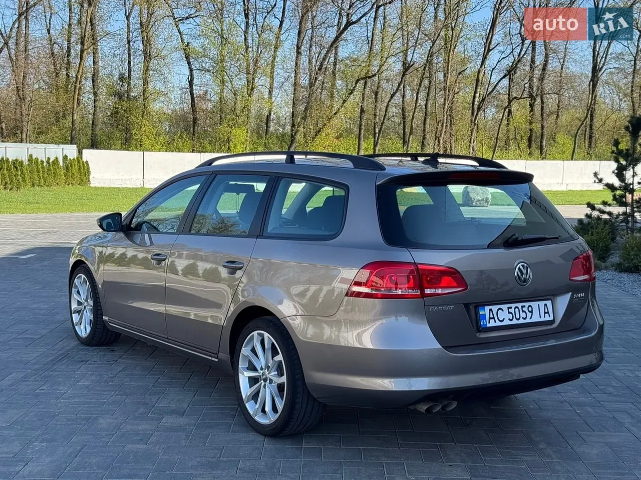 Volkswagen Passat 2010 photo 5