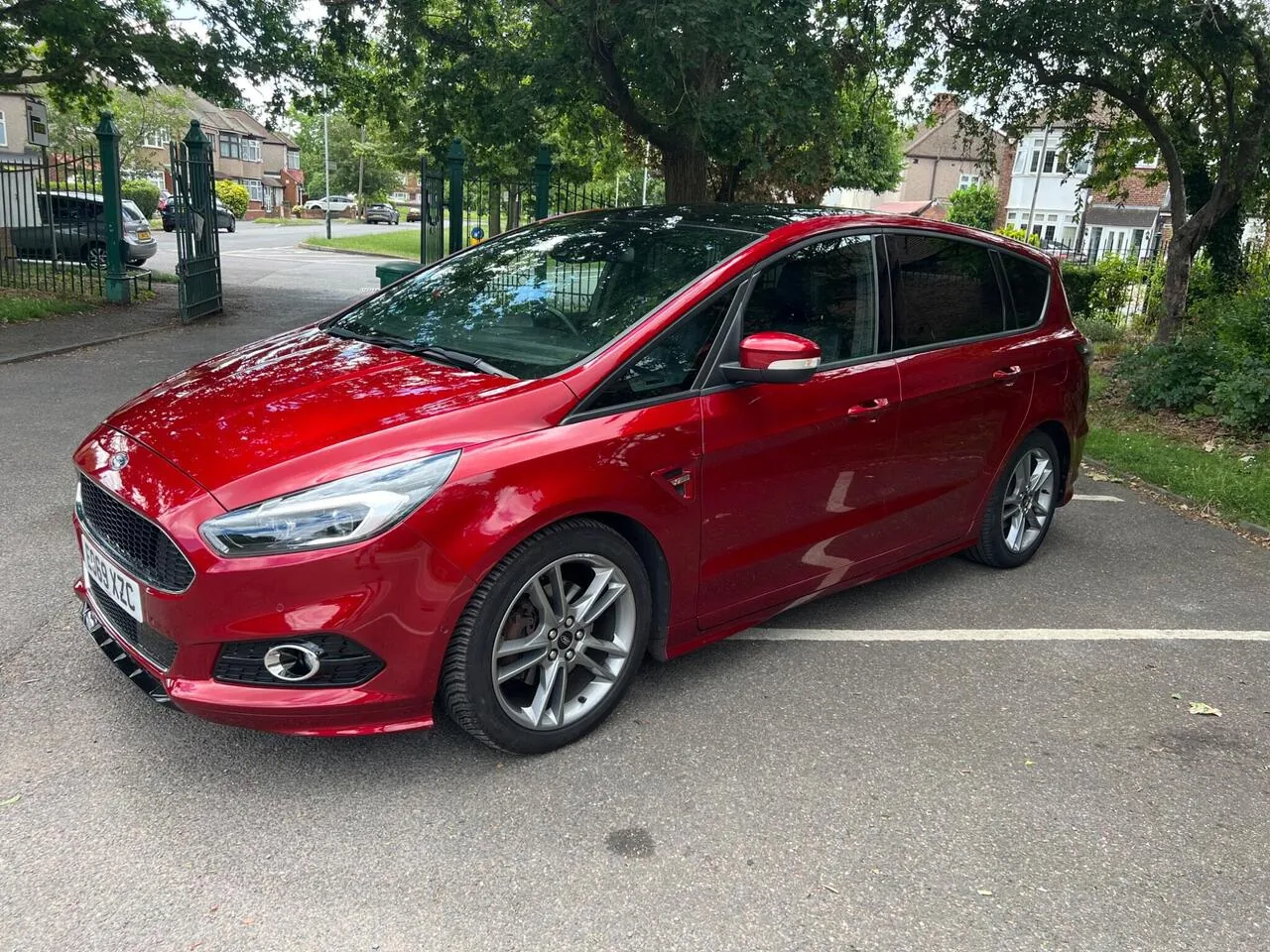 Ford S-Max 2019 photo 4