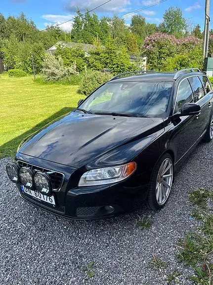 Volvo V70 2012 photo 4