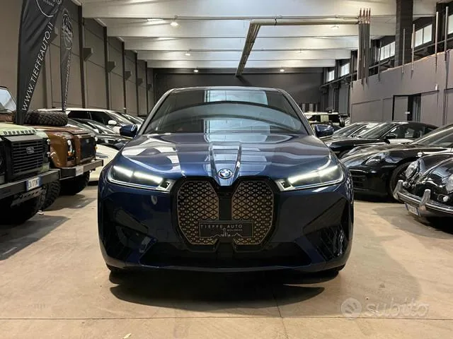 BMW Ix 2022 photo 2