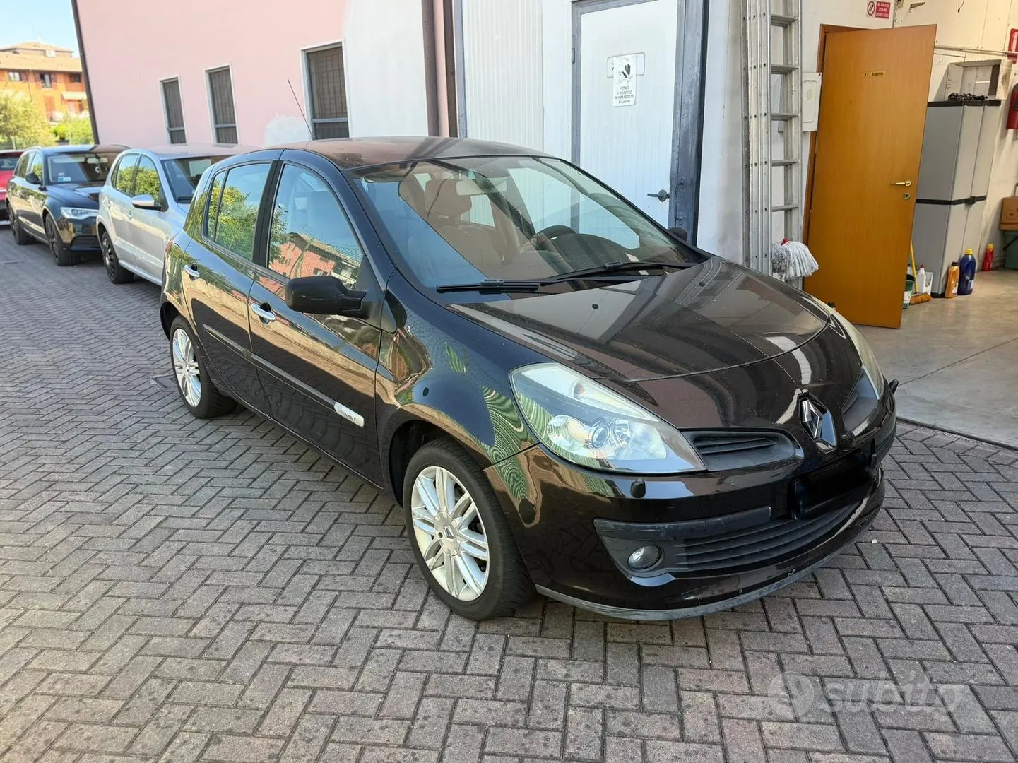Renault Clio 2006 photo 3