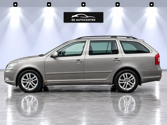 Skoda Octavia 2013 photo 2
