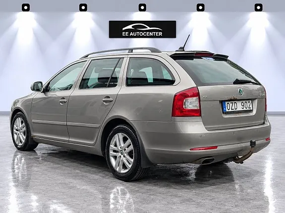 Skoda Octavia 2013 photo 3