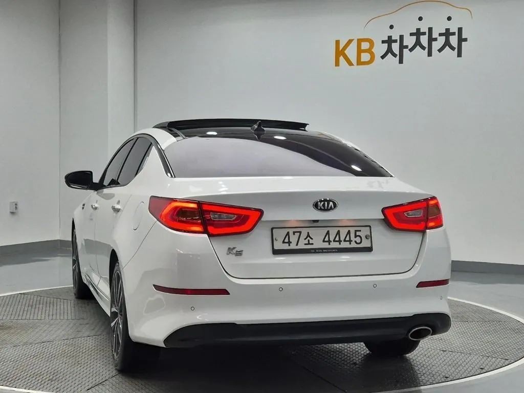 Kia K5 2014 photo 2