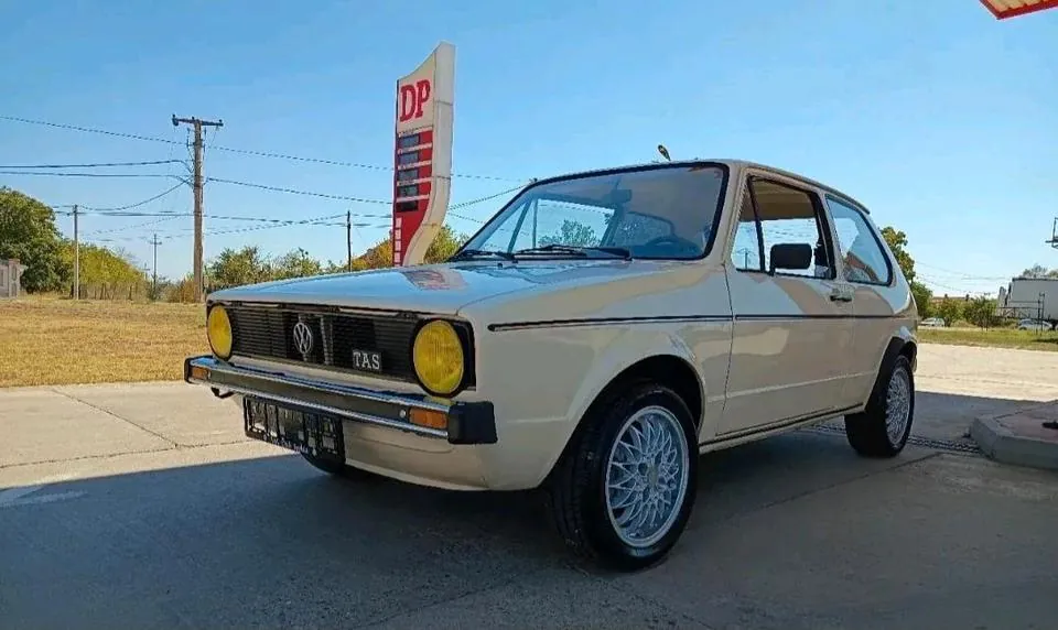 Volkswagen Golf
