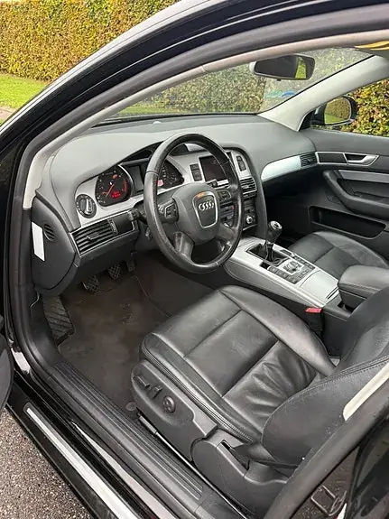 Audi A6 2010 photo 5