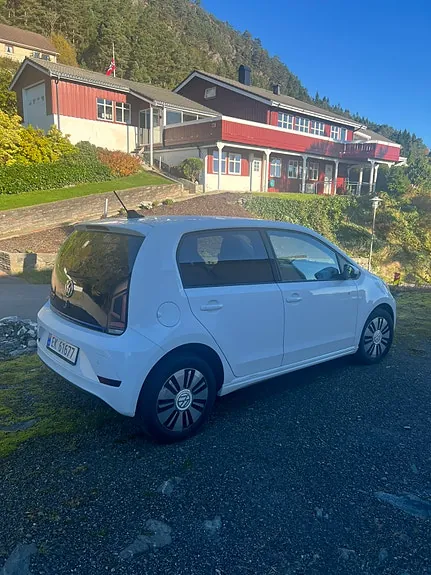 Volkswagen E-Up! 2018 photo 2