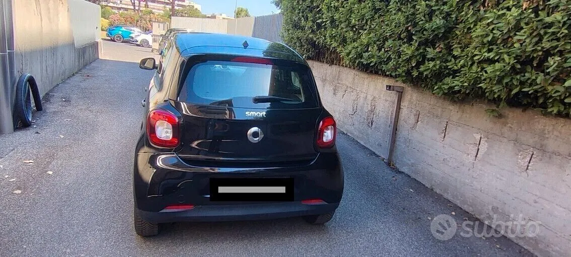 Smart Forfour 2018 photo 3