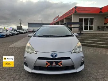 Toyota Aqua 2013 photo 3
