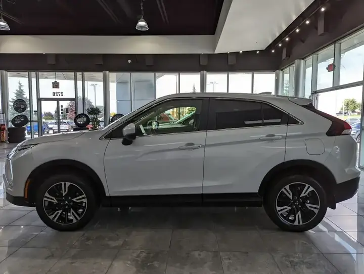 Mitsubishi Eclipse Cross 2026 photo 4