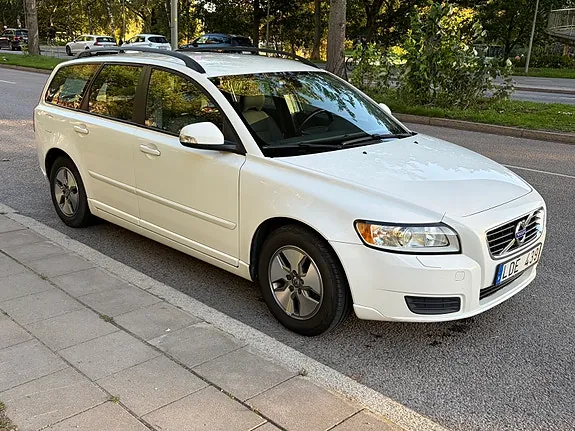 Volvo V50