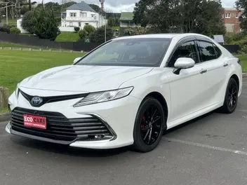 Toyota Camry 2021 photo 2