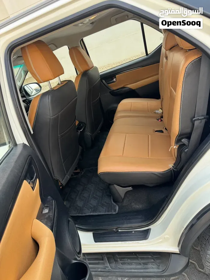 Toyota Fortuner 2017 photo 3
