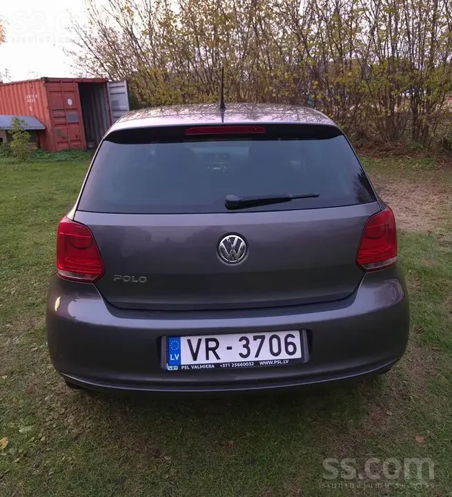 Volkswagen Polo 2012 photo 2