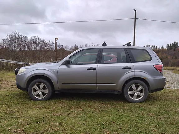 Subaru Forester 2011 photo 3