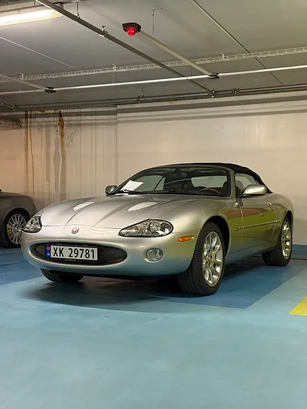 Jaguar Xkr 2002 photo 3