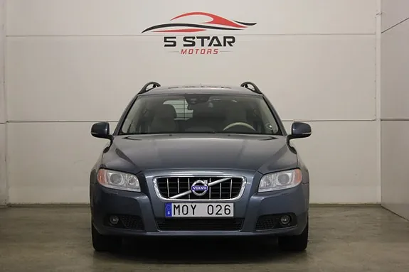 Volvo V70 2012 photo 3