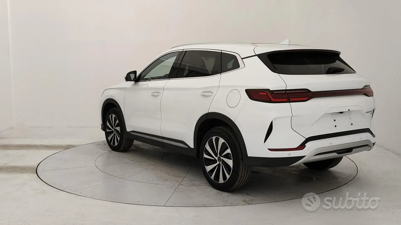BYD Seal U 2025 photo 3