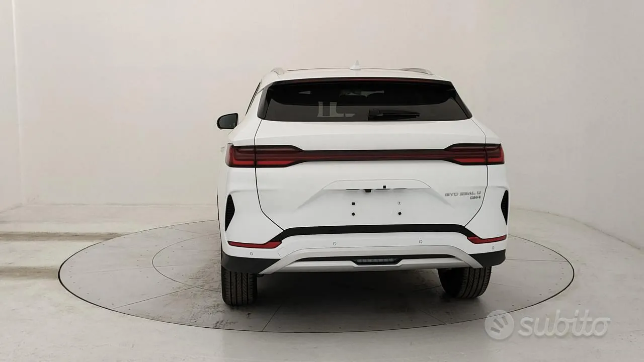 BYD Seal U 2025 photo 4