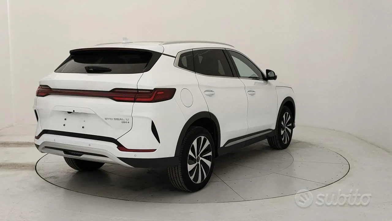 BYD Seal U 2025 photo 5