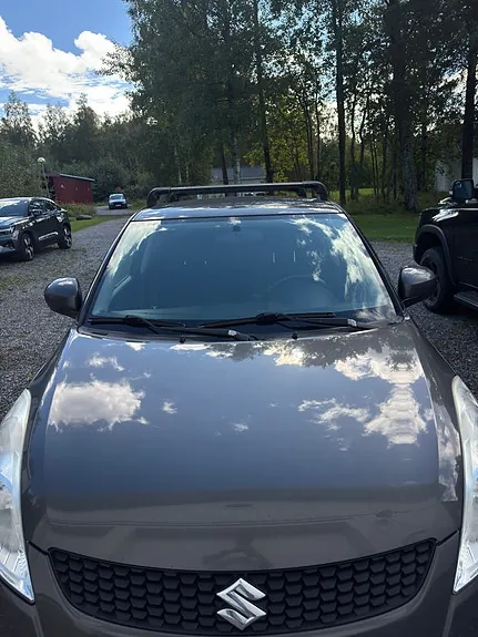 Suzuki Swift 2013 photo 3