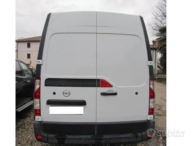 Opel Movano 2015 photo 2