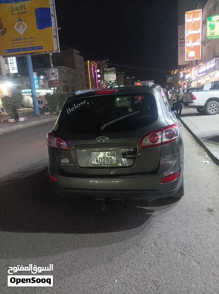 Hyundai Santa Fe 2012 photo 3