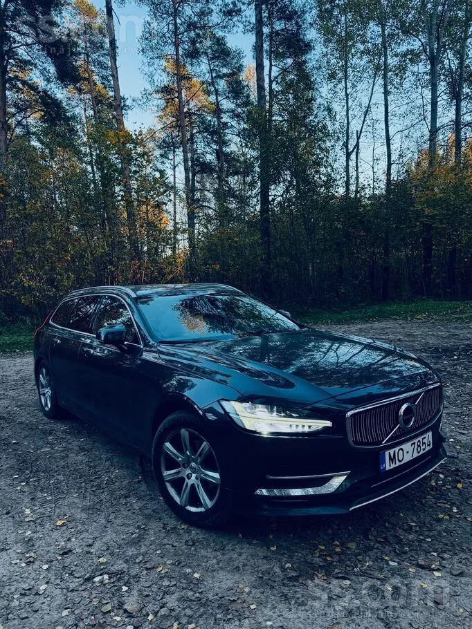 Volvo V90