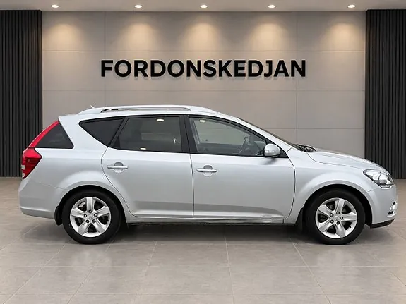 Kia Ceed 2011 photo 4
