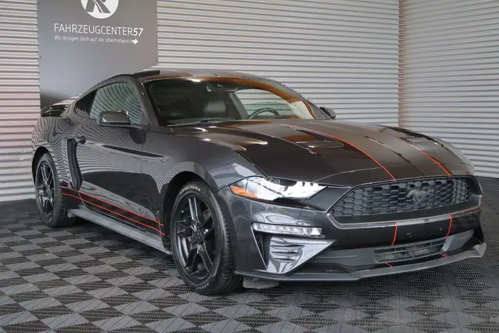 Ford Mustang 2023 photo 5