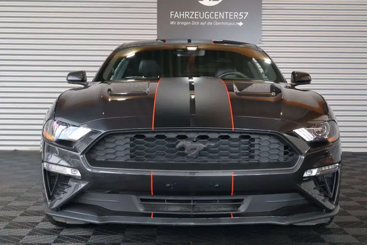 Ford Mustang 2023 photo 4