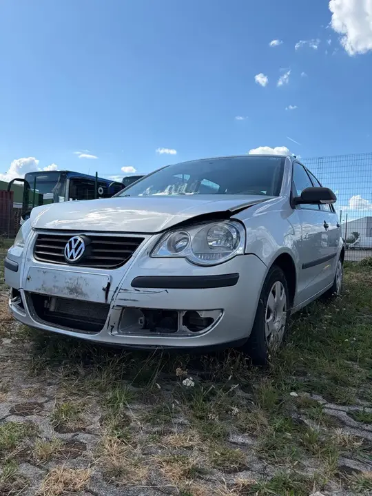 Volkswagen Polo 2007 photo 2