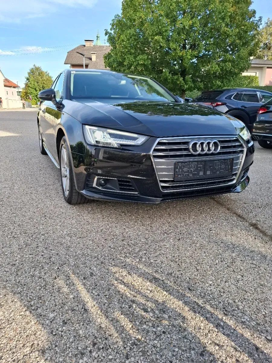 Audi A4 2017 photo 2