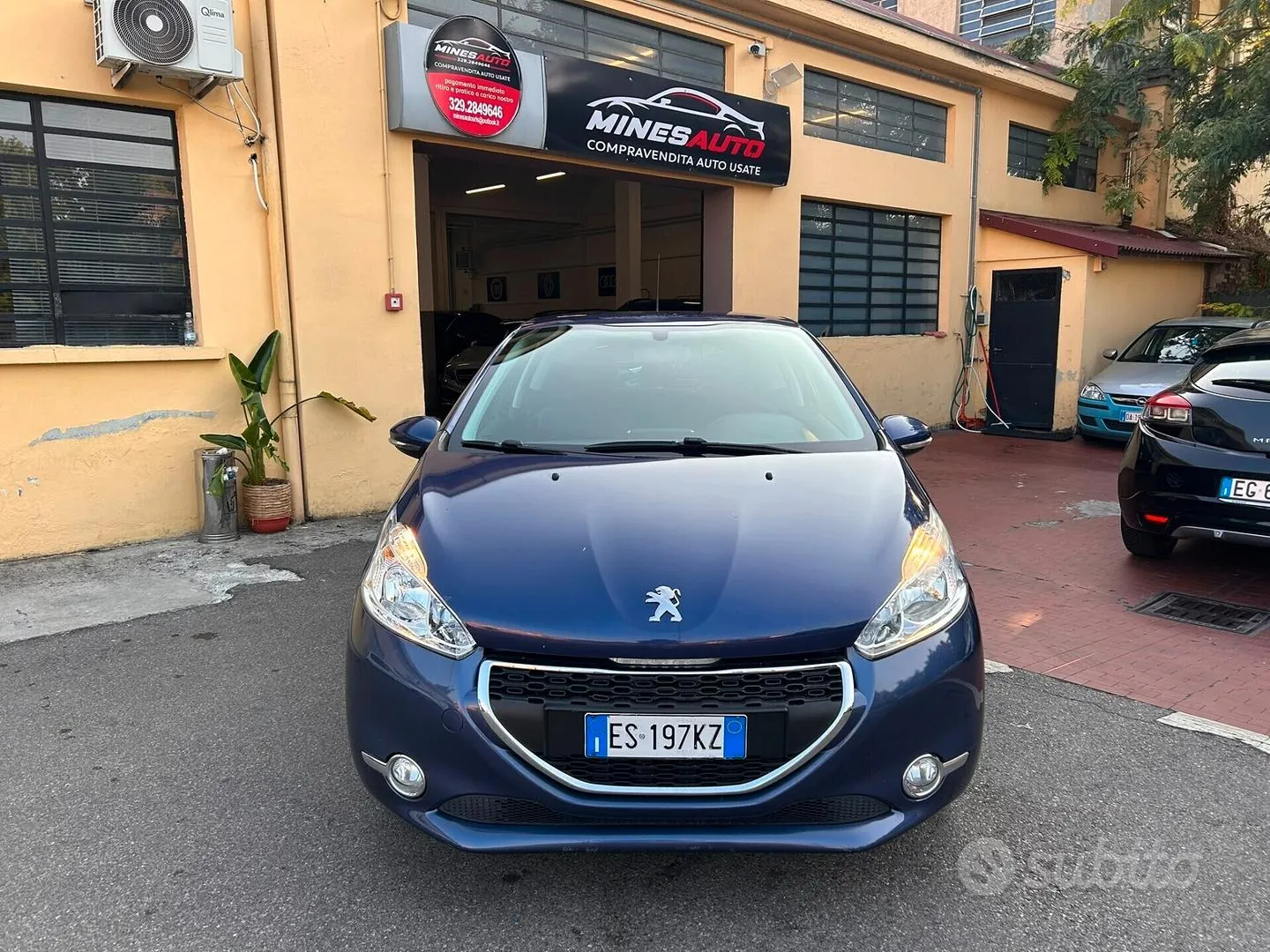 Peugeot 208 2013 photo 2
