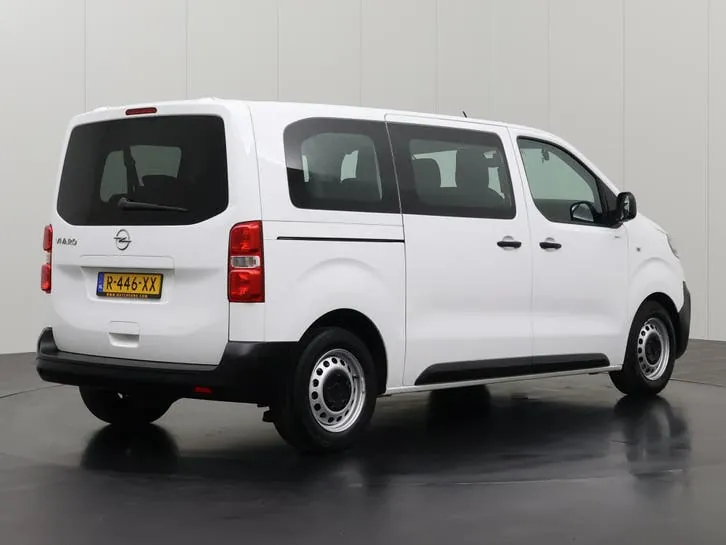 Opel Vivaro 2021 photo 2