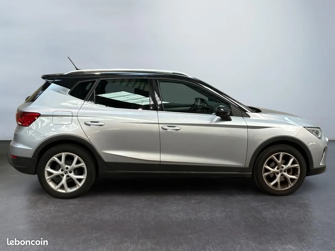 Seat Arona 2024 photo 5