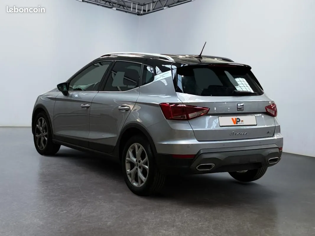 Seat Arona 2024 photo 2