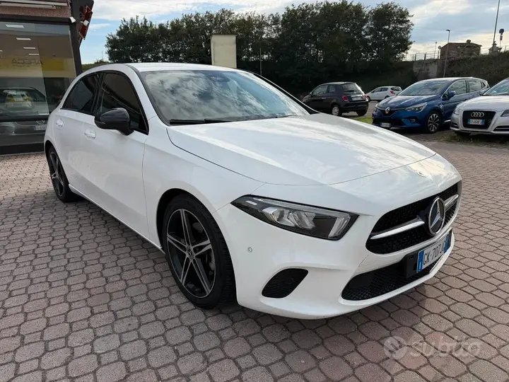 Mercedes-Benz A 2022 photo 3