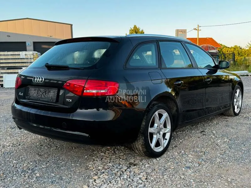 Audi A4 2013 photo 5