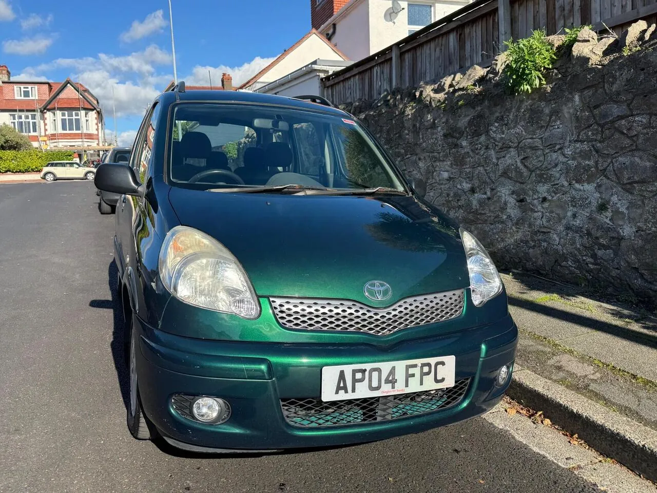 Toyota Yaris Verso 2004 photo 2