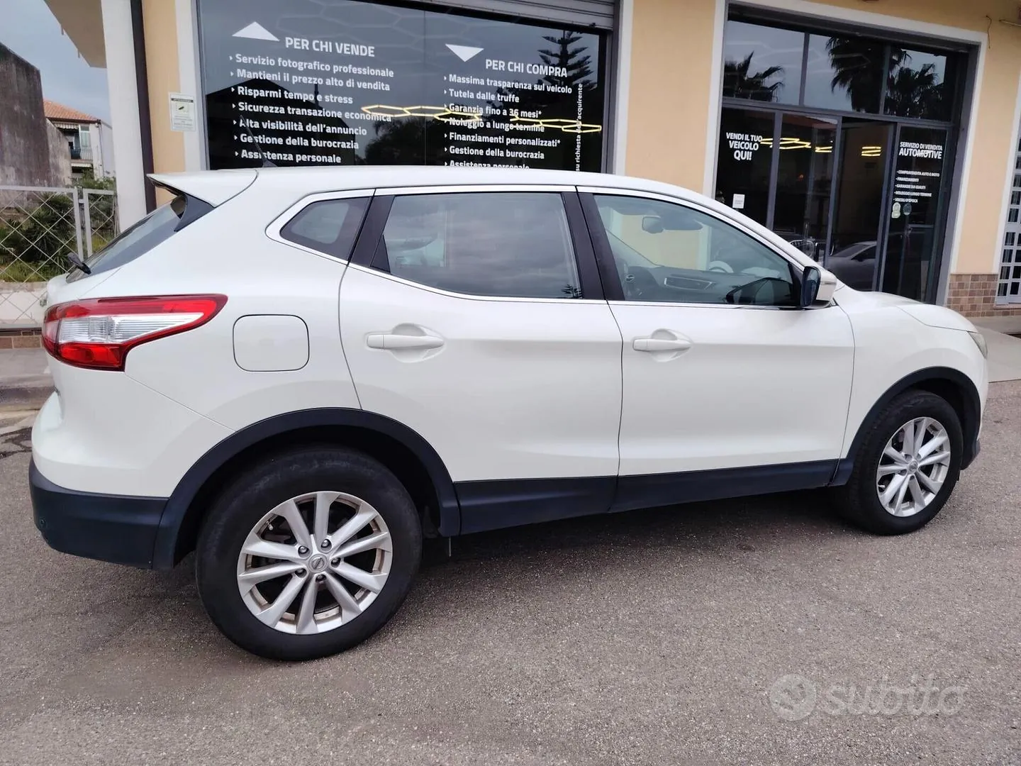 Nissan Qashqai 2014 photo 2