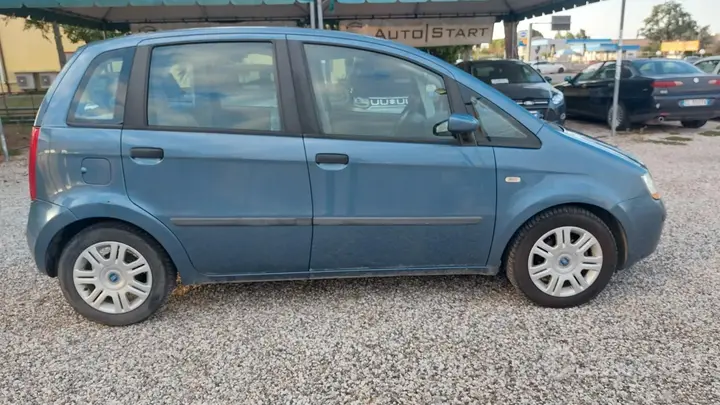 Fiat Idea 2004 photo 4