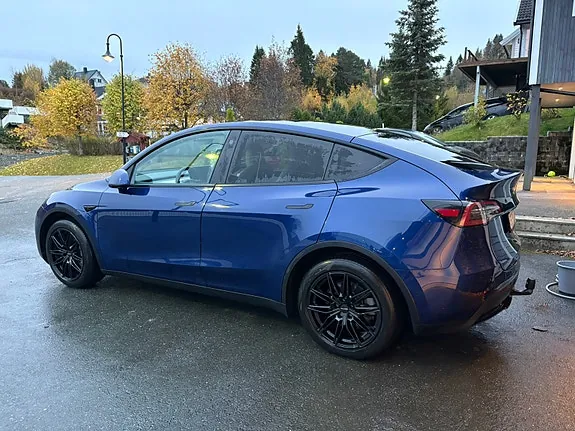 Tesla Model Y 2021 photo 4