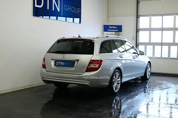 Mercedes-Benz C220 2012 photo 4