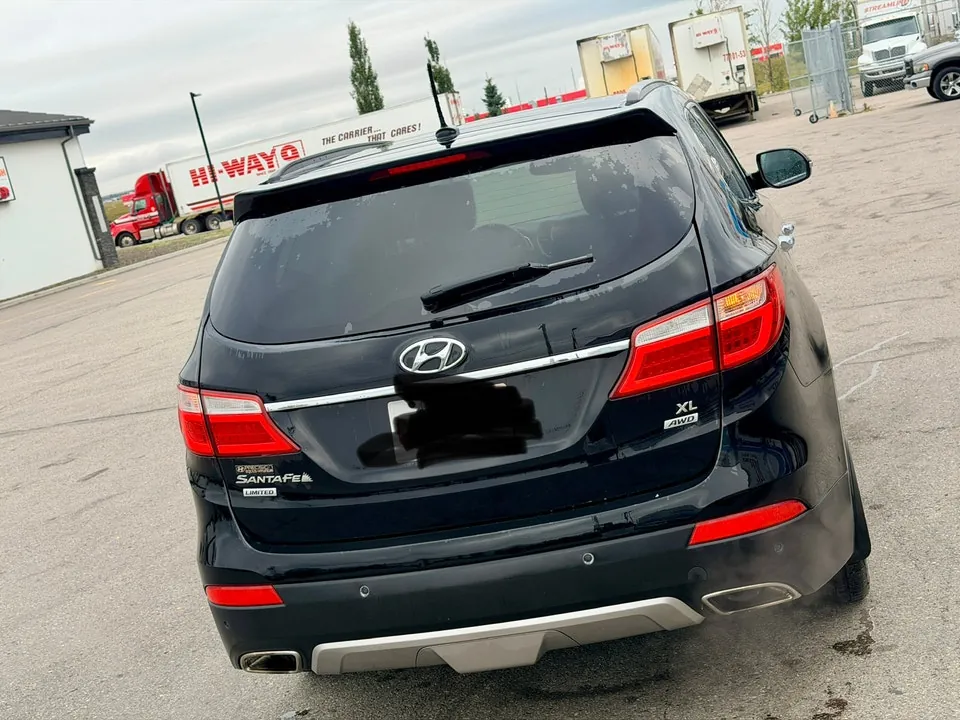 Hyundai Santafe 2016 photo 2