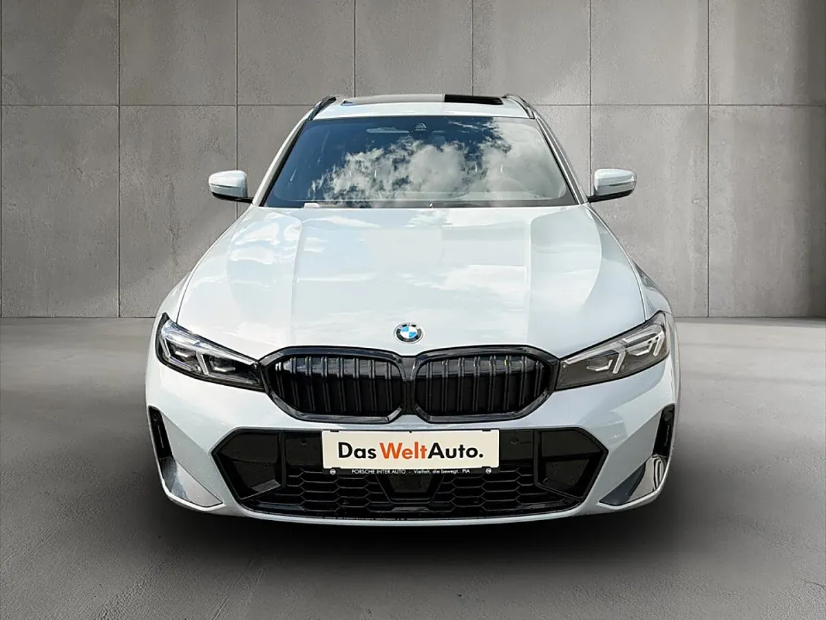 BMW 3 Series 2025 photo 2